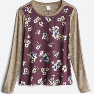 Kaileigh small floral top (Stitch Fix)